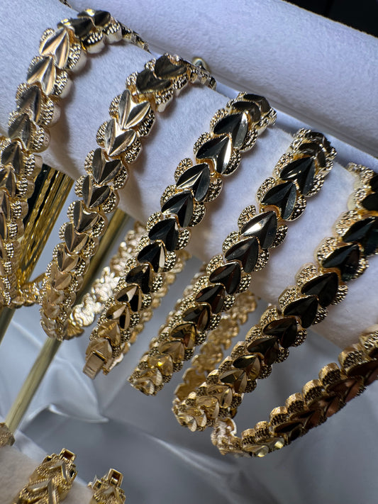 24K Gold Plated Heart Wing Bracelet