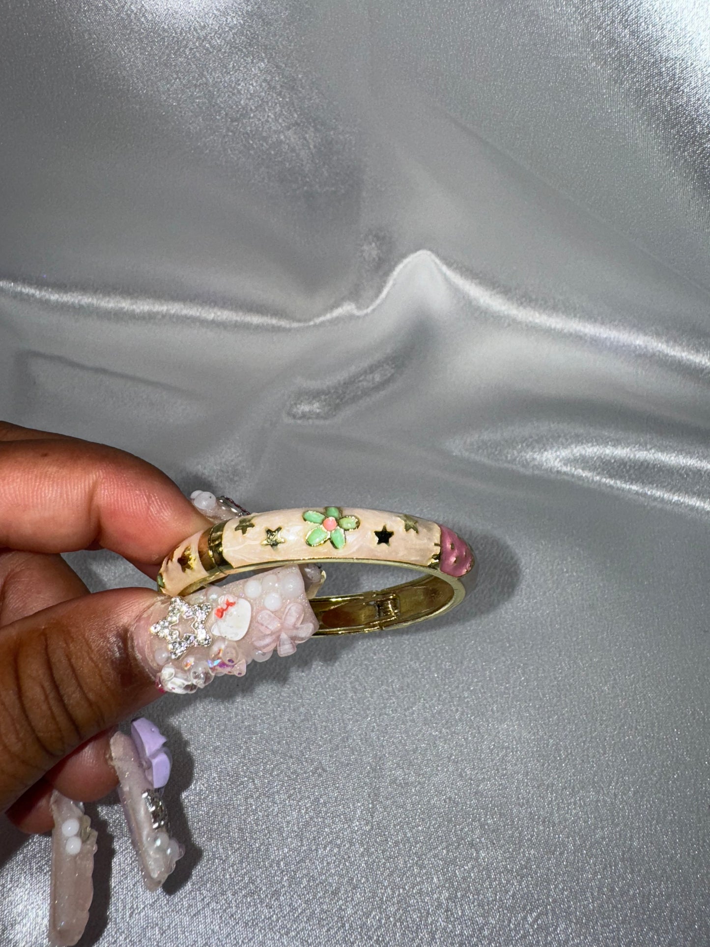 Pearl Toddler Hello Kitty Bracelet